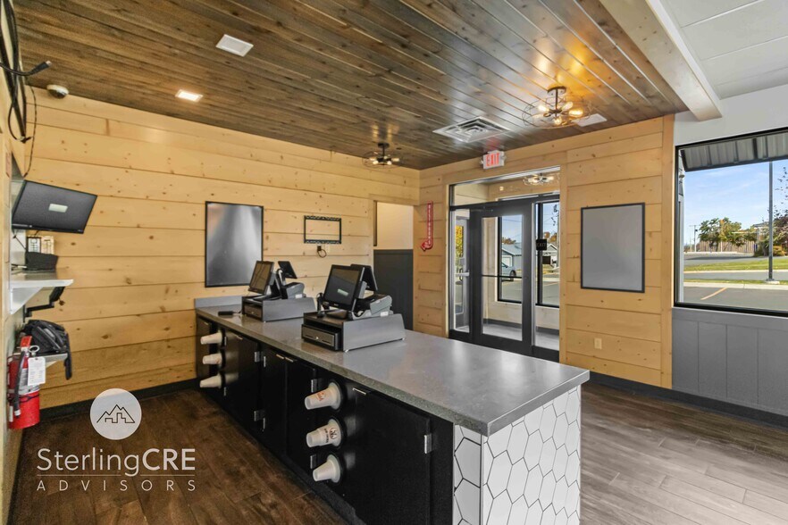 More Photos Of 1450 Prospect Ave, Helena General Retail For Lease