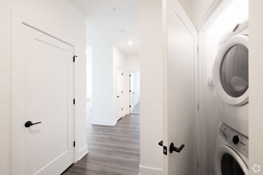 More Photos Of 580 Columbia Tpke, East Greenbush Apartments For Lease