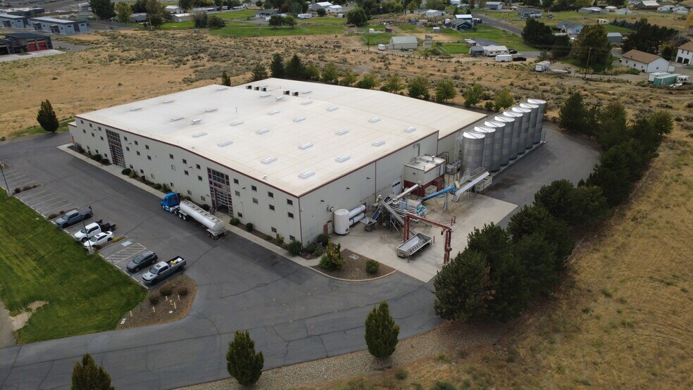 More Photos Of 8111 Keene Rd, West Richland Manufacturing For Sale