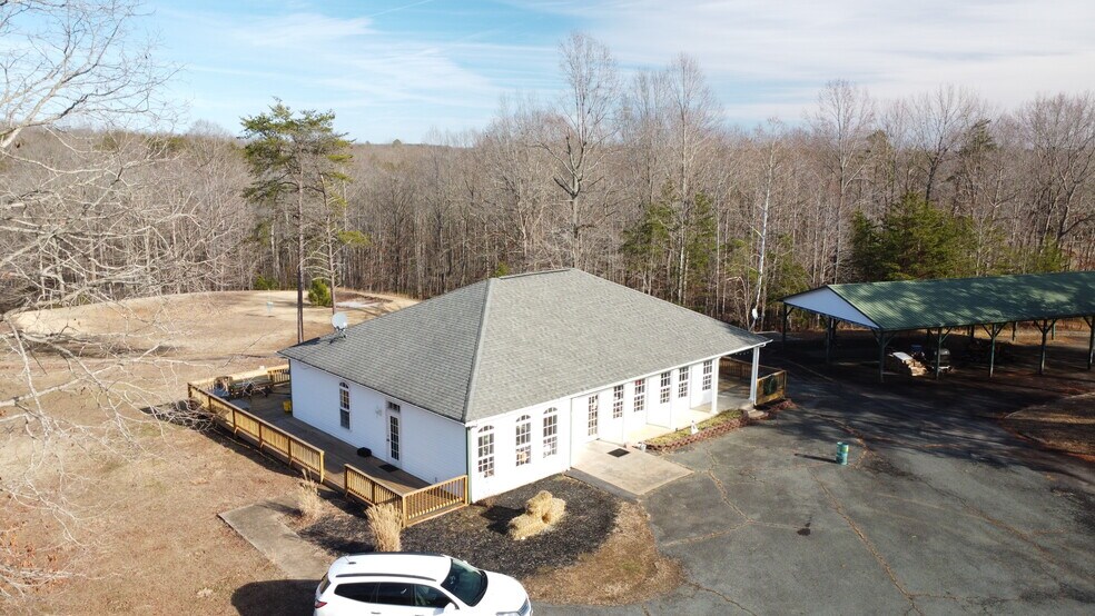 More Photos Of 1944 Shenandoah Crossing Dr, Gordonsville Specialty For Sale