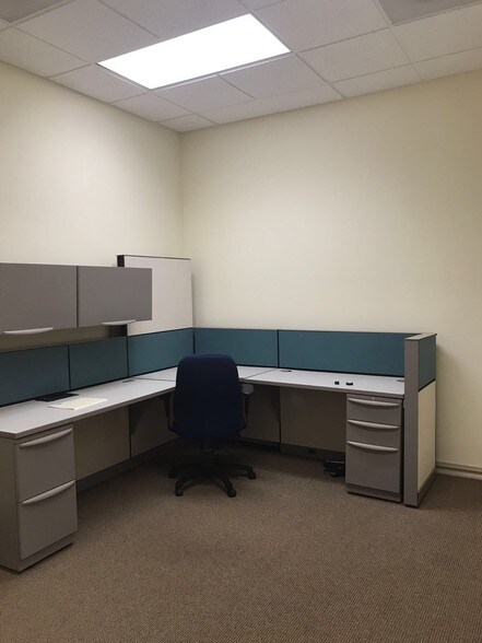 More Photos Of 5974 Silver Springs Dr, El Paso Office For Lease