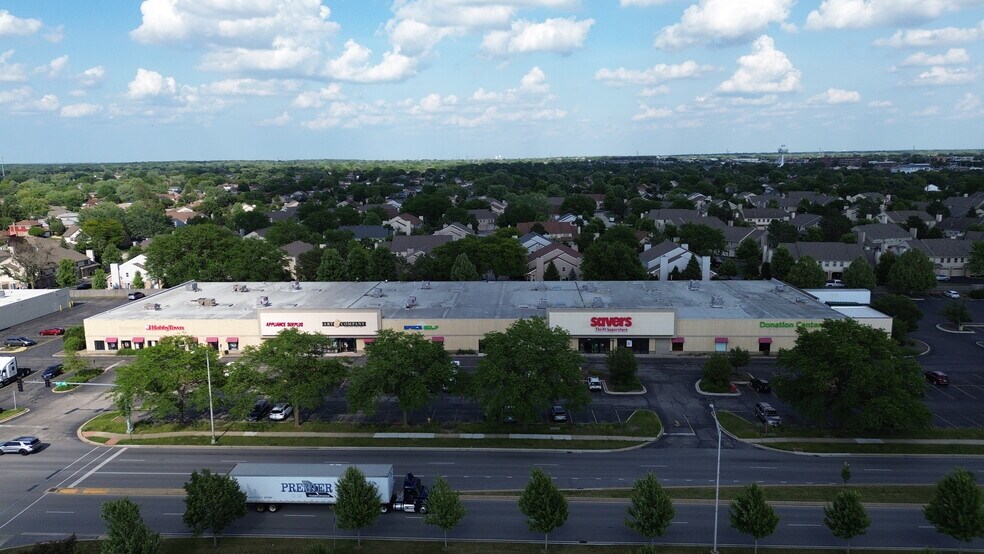 More Photos Of 15601-15625 S 94th Ave, Orland Park Unknown For Lease