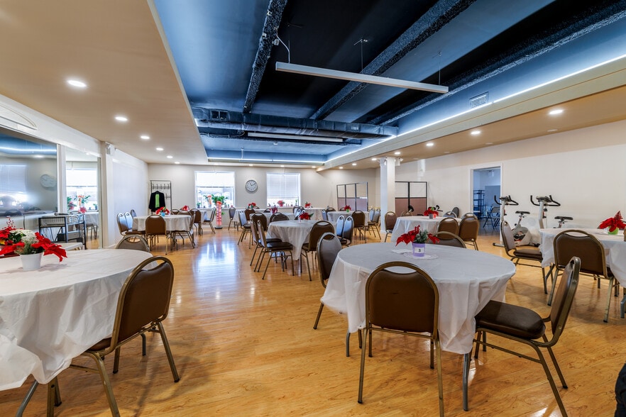 More Photos Of 214-25 42nd Ave, Bayside Medical For Sale