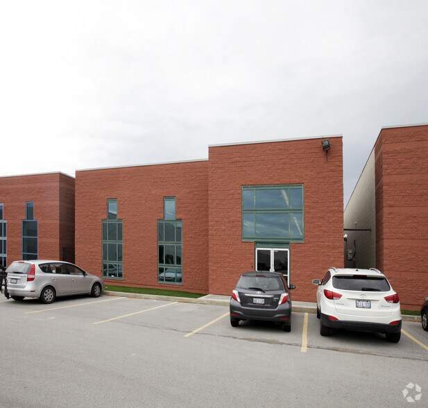 Primary Photo Of 1273 N Service Rd E, Mississauga Warehouse For Lease