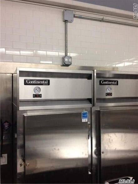 More Photos Of 62375 Rt-25, Southold Restaurant For Sale