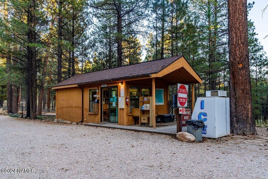 More Photos Of 770 Forest Service 461 rd, Fredonia Sports And Entertainment For Sale