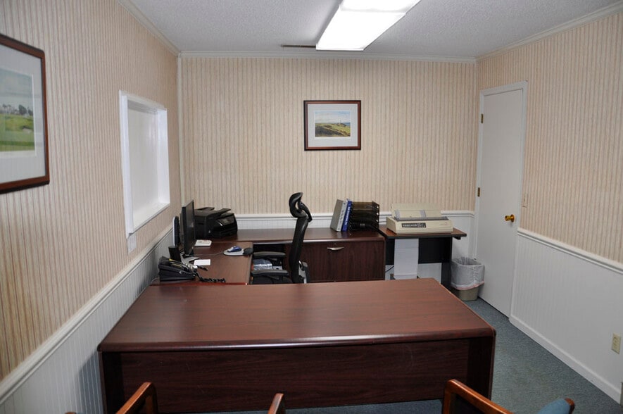 More Photos Of 845 Valley View Rd, Southern Pines Industrial For Sale