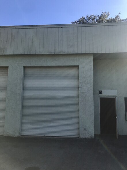 More Photos Of 831 Railroad St, Port Orange Warehouse For Lease