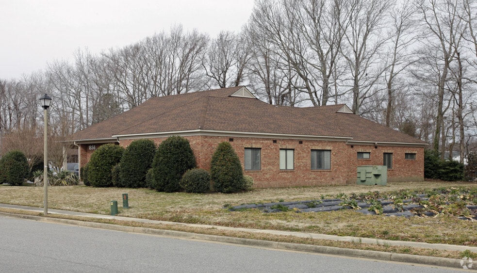 More Photos Of 1856 Colonial Medical Ct, Virginia Beach Medical For Sale