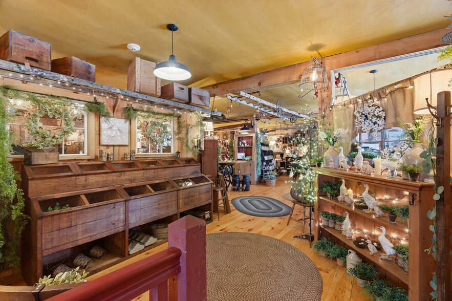 More Photos Of 953 Victory Hwy, Burrillville Bar For Sale