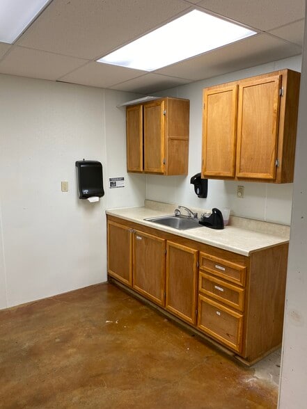 More Photos Of 5550 S Highway 97, Sand Springs Daycare Center For Sale