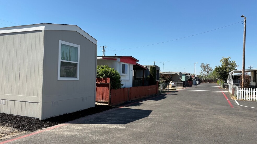 More Photos Of 2030 E Grayson Rd, Ceres Manufactured Housing Mobile Home Park For Sale