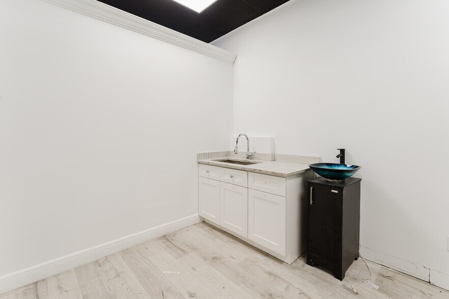 More Photos Of 851 SE 6th Ave, Delray Beach Unknown For Lease