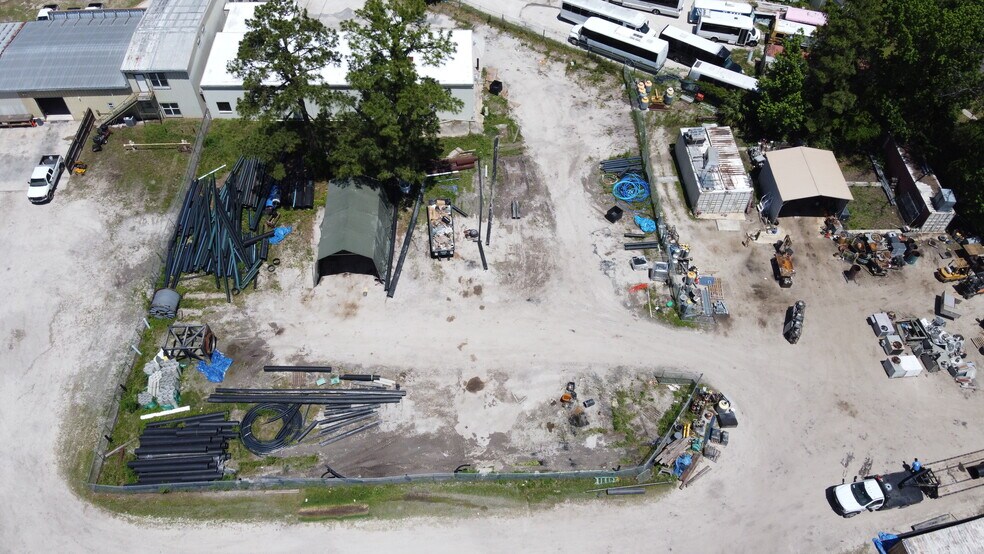 More Photos Of 1876 Everlee Rd, Jacksonville Light Distribution For Lease