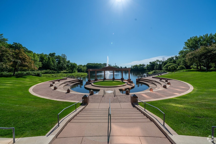 More Photos Of 601 Carlson Pky, Minnetonka Office For Lease