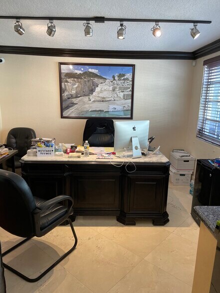 More Photos Of 990 NW 13th Ter, Fort Lauderdale Warehouse For Sale