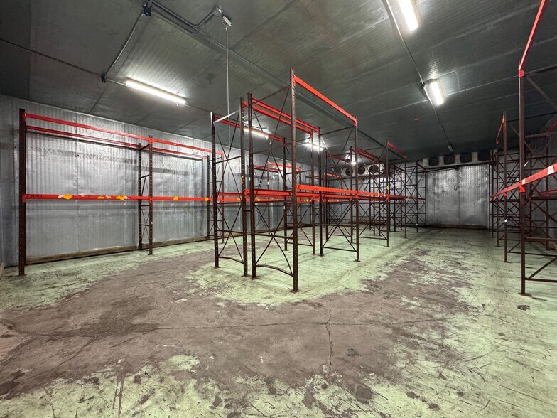 More Photos Of 195 Hudson St, Cornwall-on-Hudson Distribution For Lease