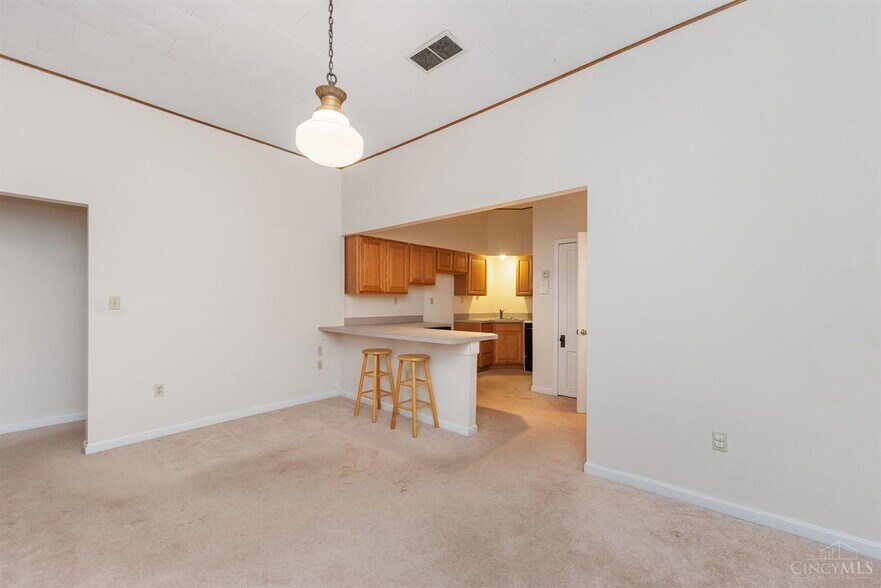 More Photos Of 112 Main St, Ripley General Retail For Sale