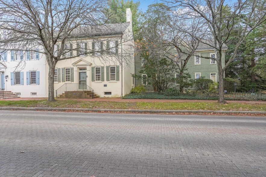 More Photos Of 419 S State St, Dover Office For Sale