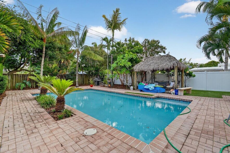 More Photos Of 1606 NE 15th Ave, Fort Lauderdale Specialty For Sale