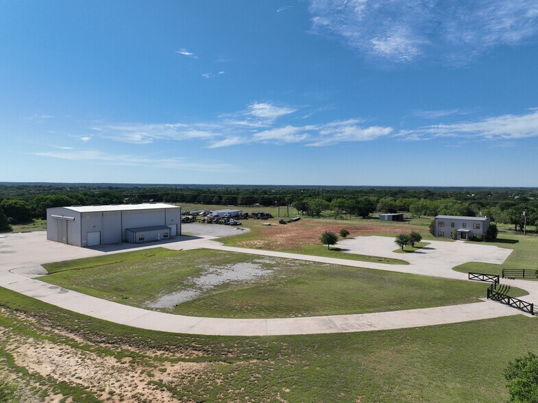More Photos Of 464 Cool Jct, Millsap Manufacturing For Lease