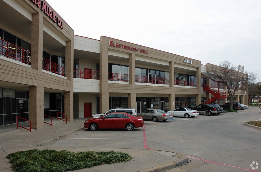 2650 Midway Rd, Carrollton, TX 75006 For Lease