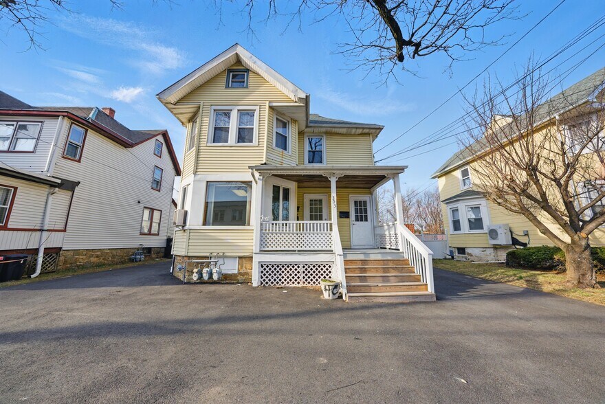 More Photos Of 203 E Blackwell St, Dover Multifamily For Sale