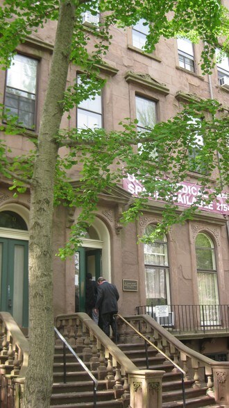 More Photos Of 818-824 Pine St, Philadelphia Medical For Lease