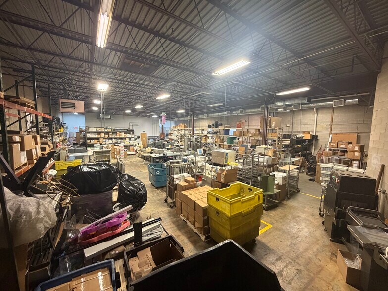 More Photos Of 49-55 Fadem Rd, Springfield Warehouse For Lease