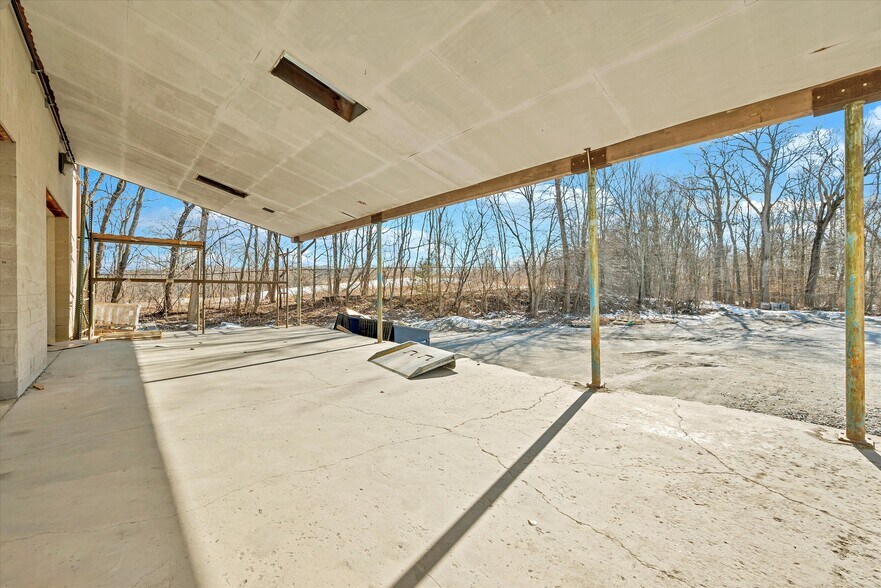 More Photos Of 2681 Route 17M, New Hampton Industrial For Lease