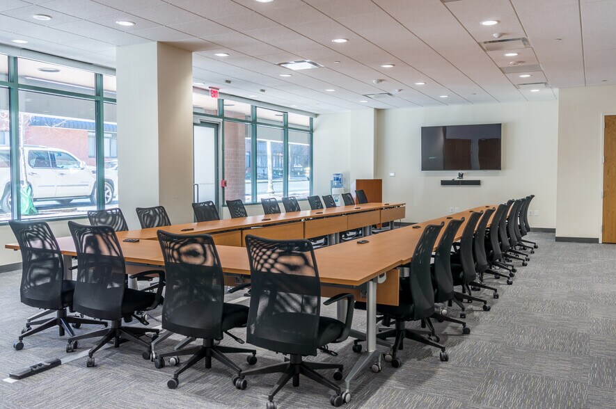 More Photos Of 4301 N Fairfax Dr, Arlington Office For Lease