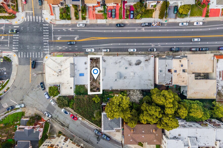 More Photos Of 2712-2726 Park, Oakland Flex For Sale