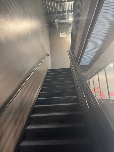 More Photos Of 2512 W Pecan St, Pflugerville General Retail For Lease