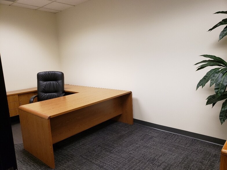 More Photos Of 4200 Concours, Ontario Office For Lease
