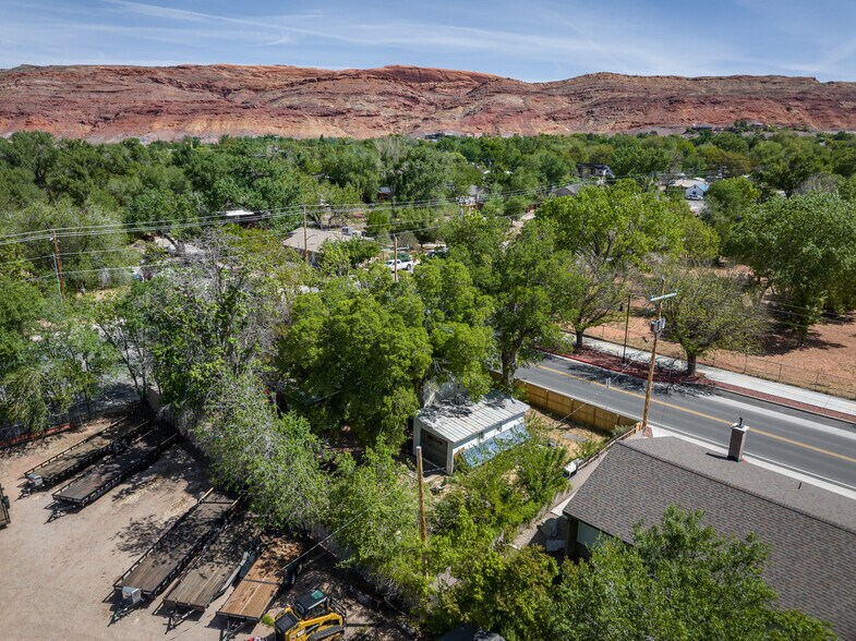 More Photos Of 86 E 300 S, Moab Flex For Sale