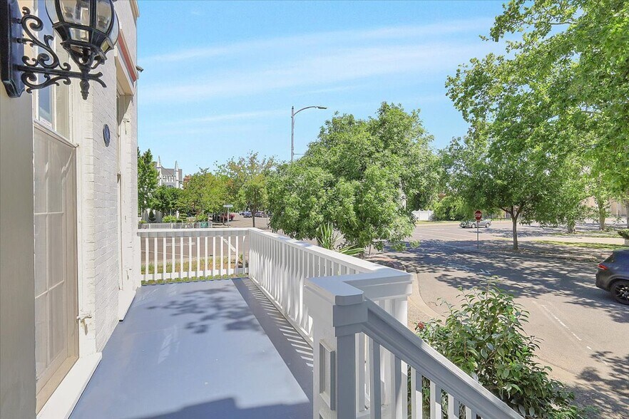 More Photos Of 630 D St, Marysville Apartments For Sale