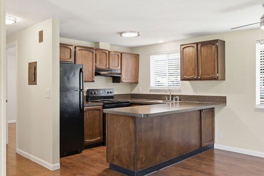 More Photos Of West 18th Ave & Bailey Hill Road, Eugene Apartments For Sale