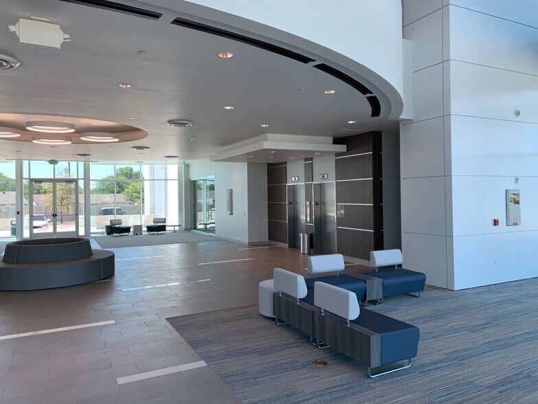 More Photos Of 3400 I-30, Mesquite Medical For Lease