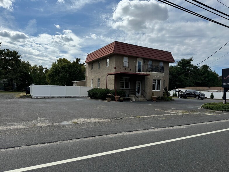 More Photos Of 500 W White Horse Pike, Egg Harbor City Restaurant For Sale