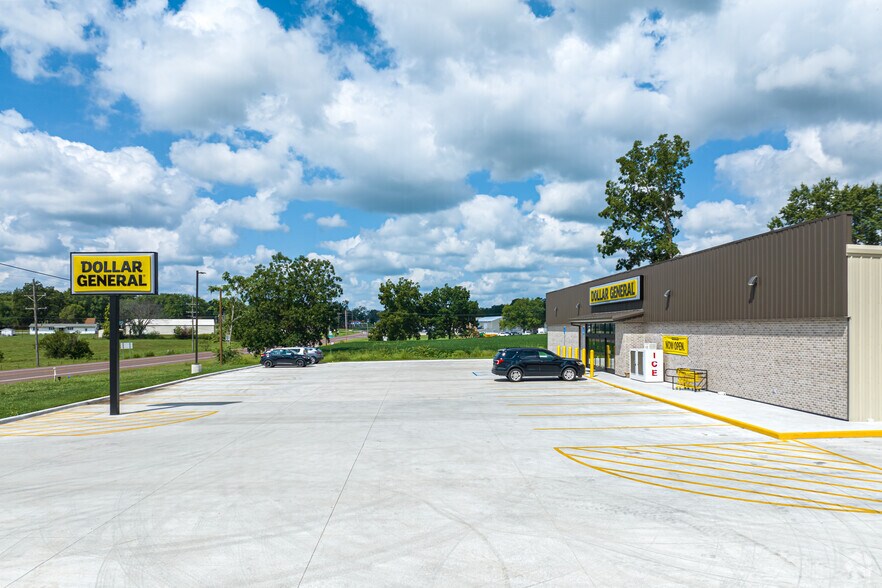 More Photos Of 28944 Highway 24, Keytesville Convenience Store For Sale