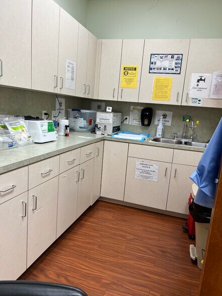 More Photos Of 2402 Frist Blvd, Fort Pierce Medical For Sale