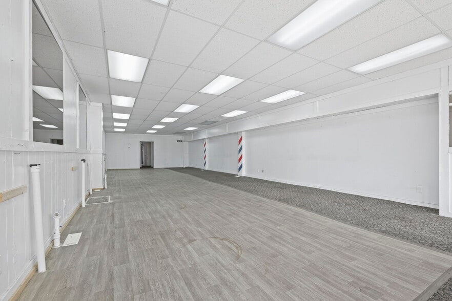 More Photos Of 201 Main St, Beech Grove Storefront Retail Residential For Sale