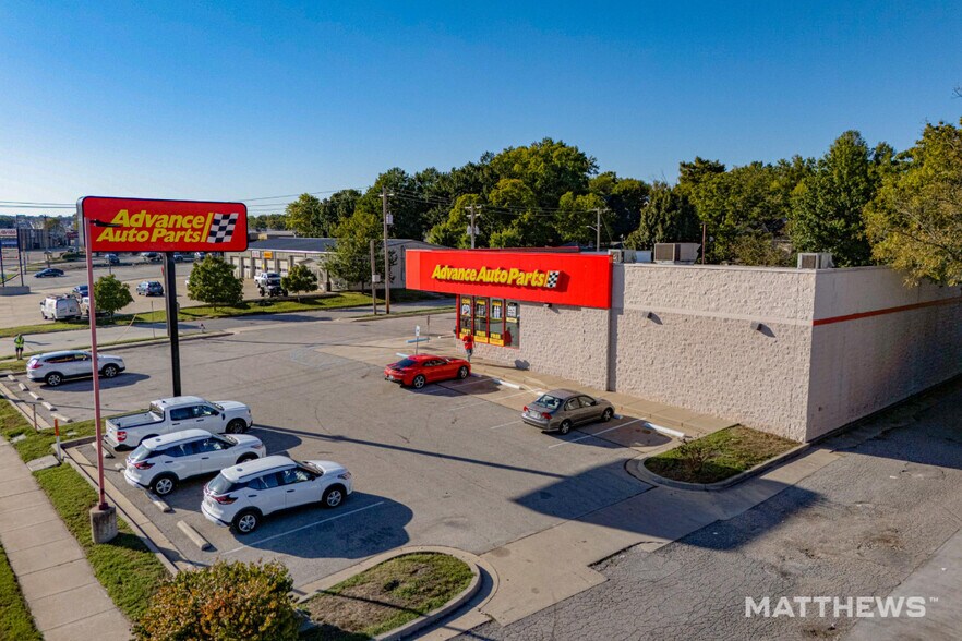 More Photos Of 100 Hughes Blvd, Mount Orab Freestanding For Sale