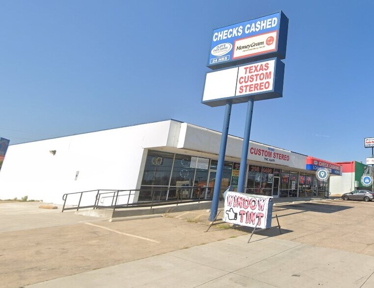 More Photos Of 4312 W Camp Wisdom Rd, Dallas General Retail For Lease