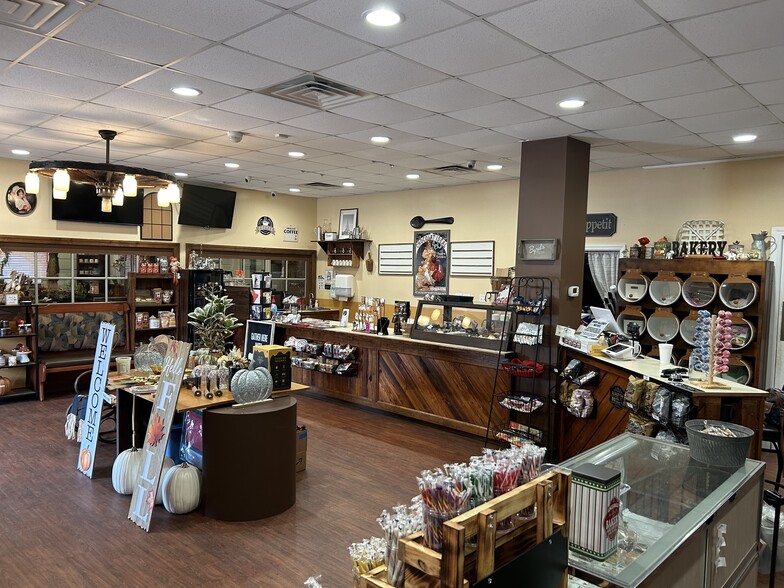 More Photos Of 8291 Savannah Hwy Hwy, Norway Restaurant For Sale