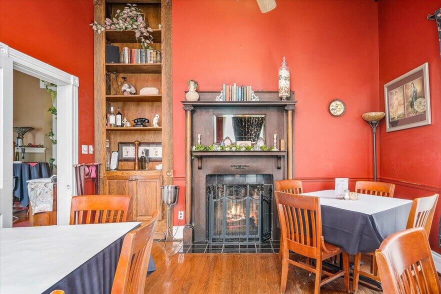 More Photos Of 232 N Peachtree Ave, Cookeville Restaurant For Sale