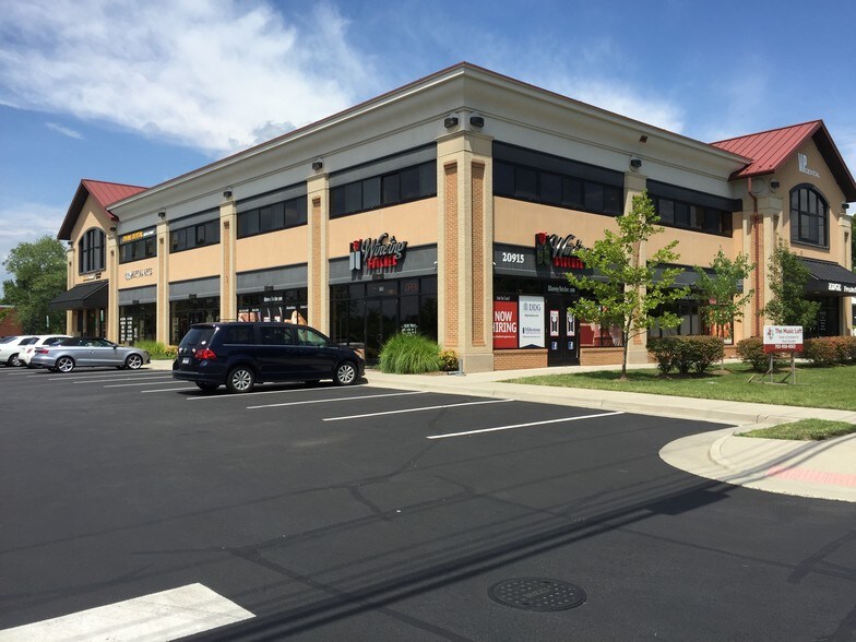 More Photos Of 20915 Ashburn Rd, Ashburn Medical For Lease
