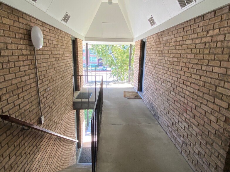 More Photos Of 1817 W Stadium Blvd, Ann Arbor Medical For Lease