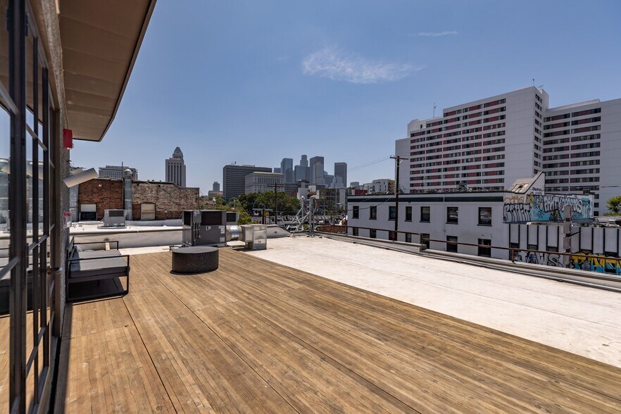 More Photos Of 646-654 N Spring St, Los Angeles Loft Creative Space For Sale