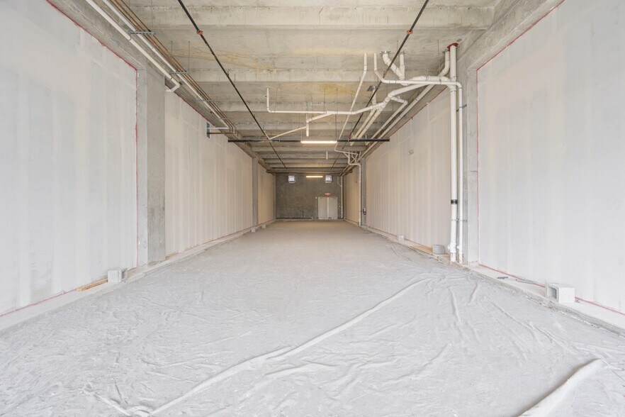 More Photos Of 1695 NW 110th Ave, Miami Office For Sale